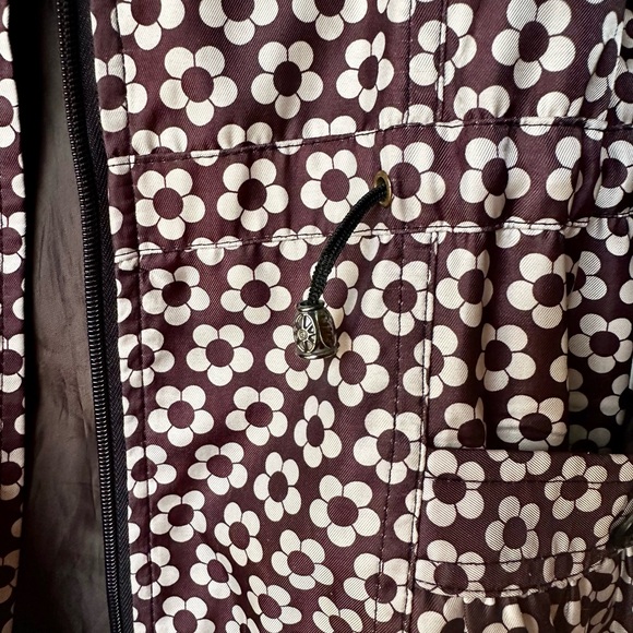 Floral Patterned Jacket - Picture 5 of 11